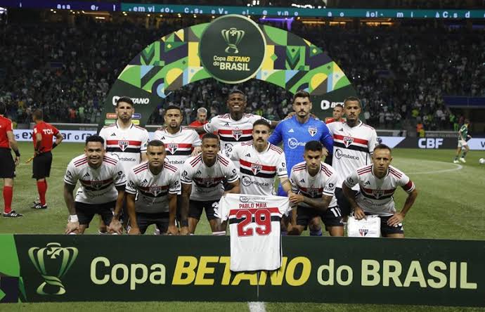 SÃO PAULO SUPERA CORINTHIANS E ESTA NA FINAL DA COPA DO BRASIL